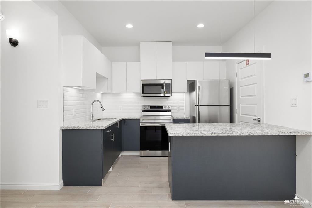 Photo 4 of 901 Yuma Avenue #101