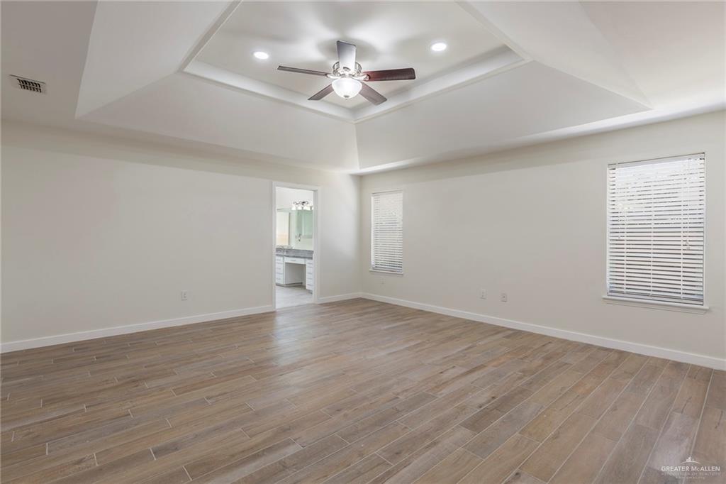 Photo 7 of 4207 San Daniel Street