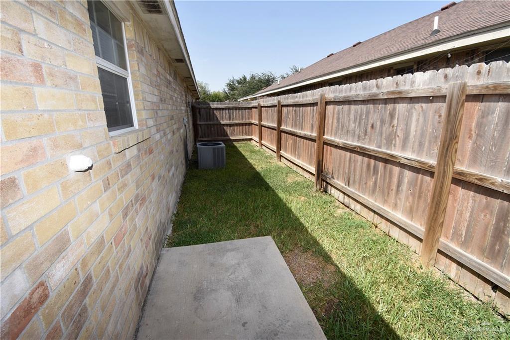 Photo 31 of 207 Albatross Avenue