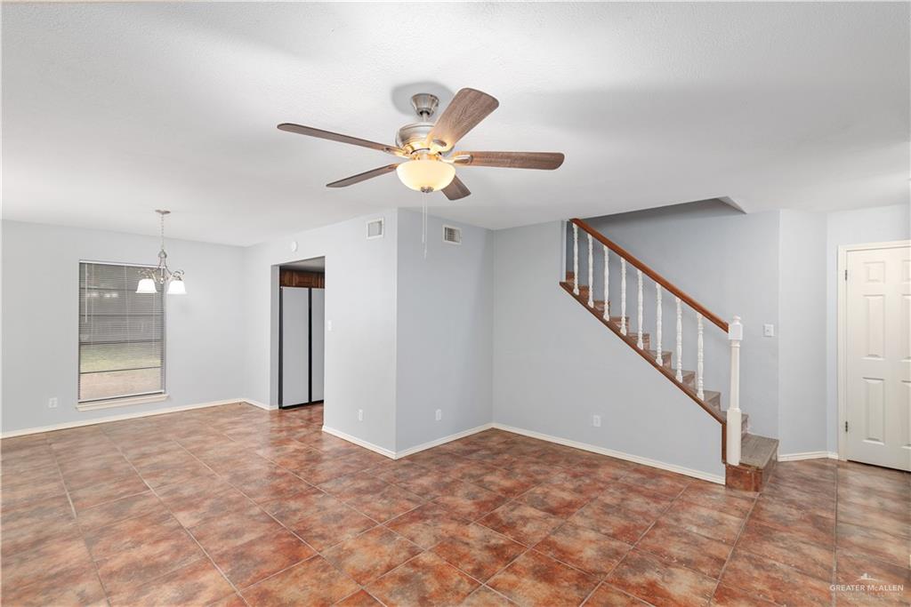Photo 6 of 1712 Oaks Road