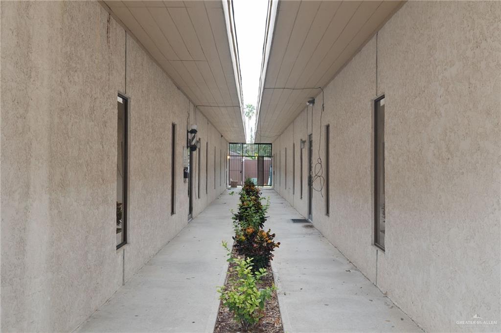 Photo 5 of 419 Nolana Avenue #C