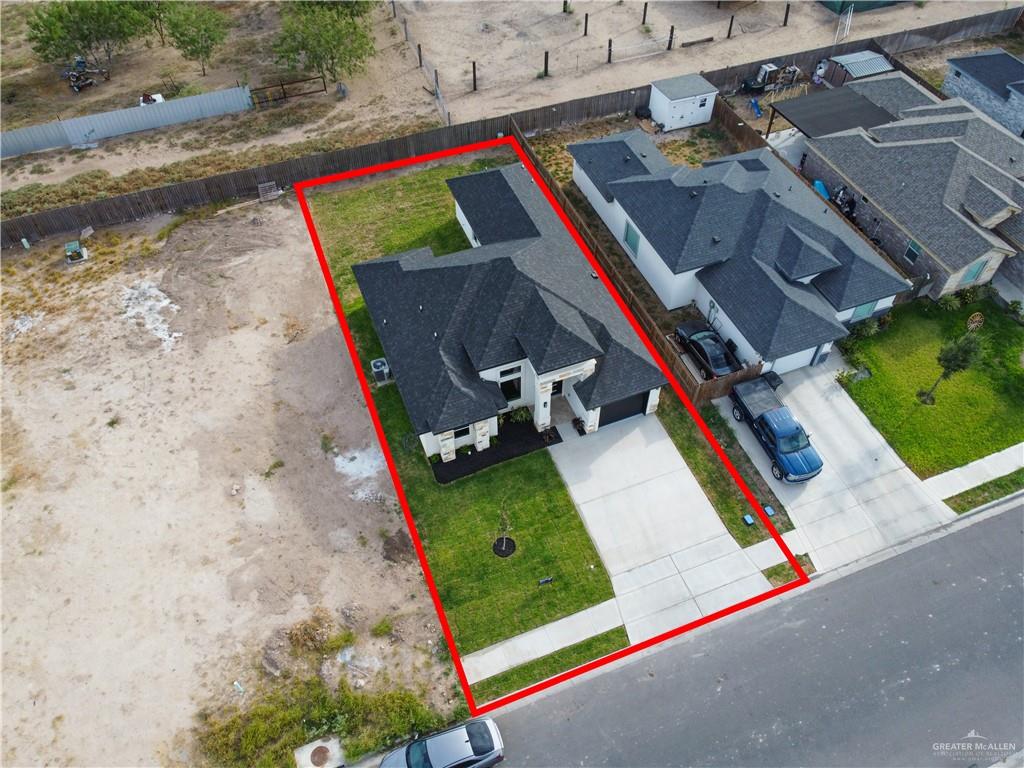 Photo 4 of 3525 Diamondhead Avenue