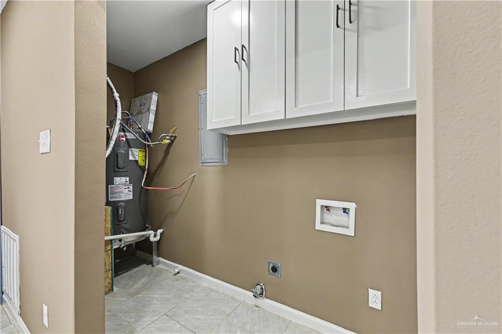 Photo 11 of 2404 26th Street