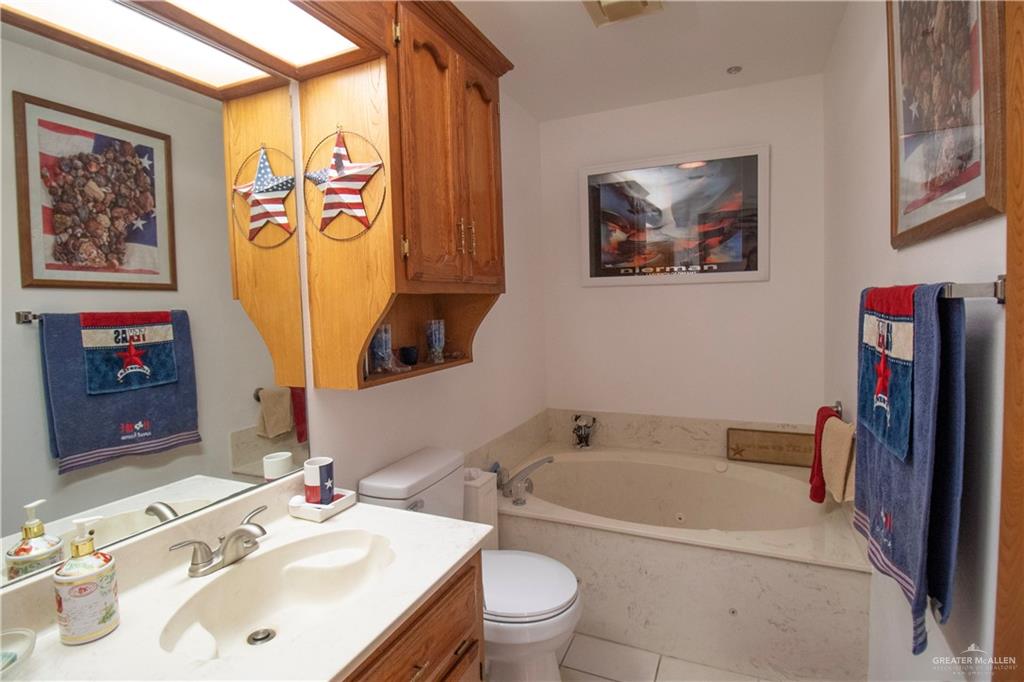 Photo 10 of 404 Scorpio Street