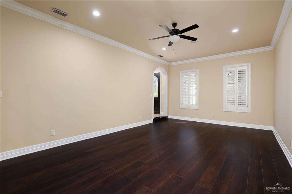 Photo 7 of 5601 4th Street