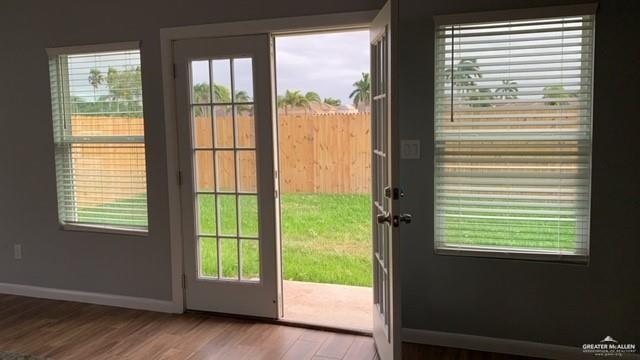 Photo 6 of 909 Smith Drive