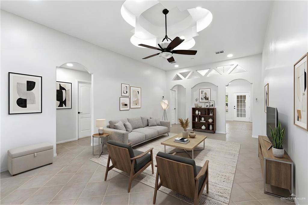 Photo 3 of 1005 Praline Drive