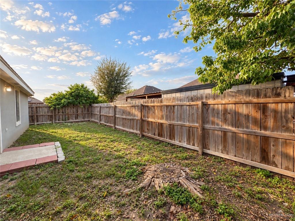 Photo 18 of 2333 Ruby Street