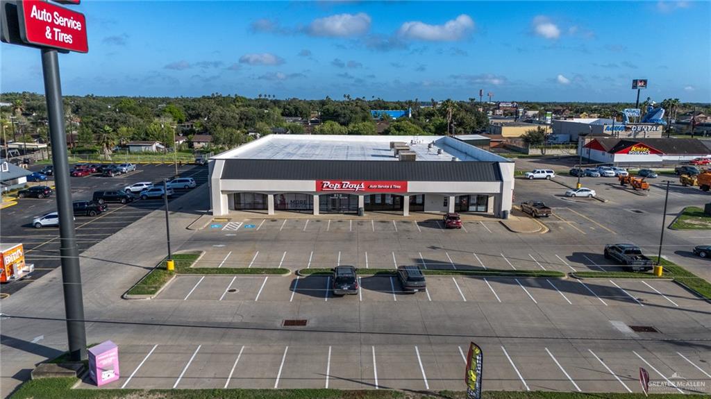 Photo 3 of 1501 Texas Boulevard