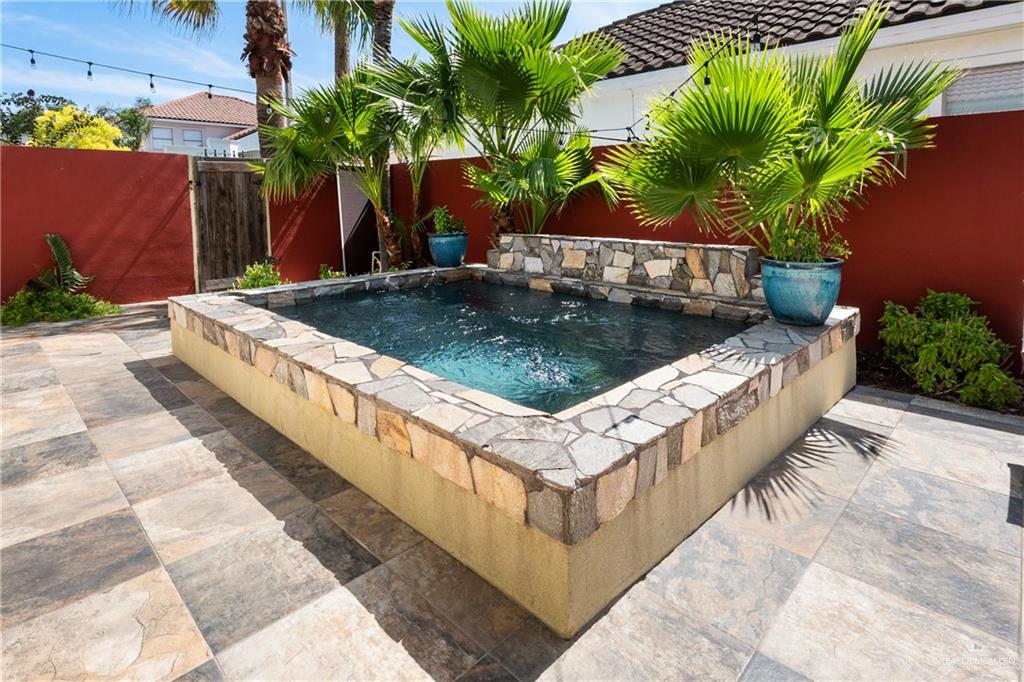 Photo 29 of 409 Zenaida Avenue