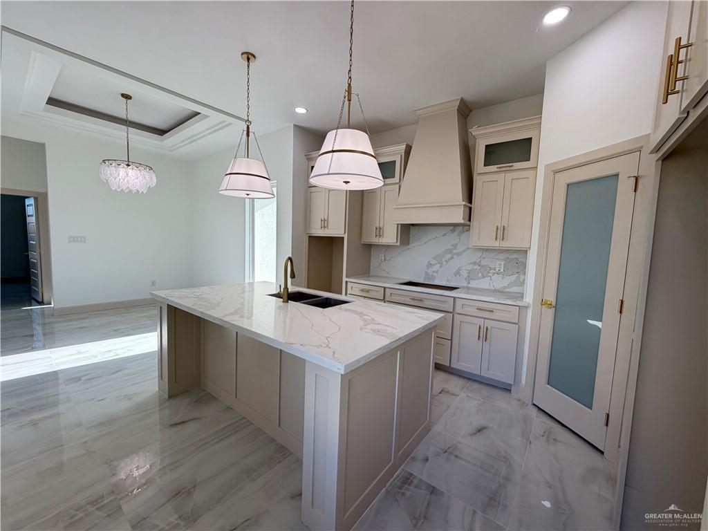 Photo 6 of 1008 Corales Street
