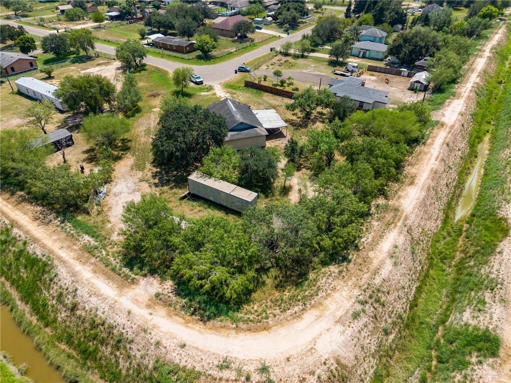 Photo 11 of 307 Lantana Drive