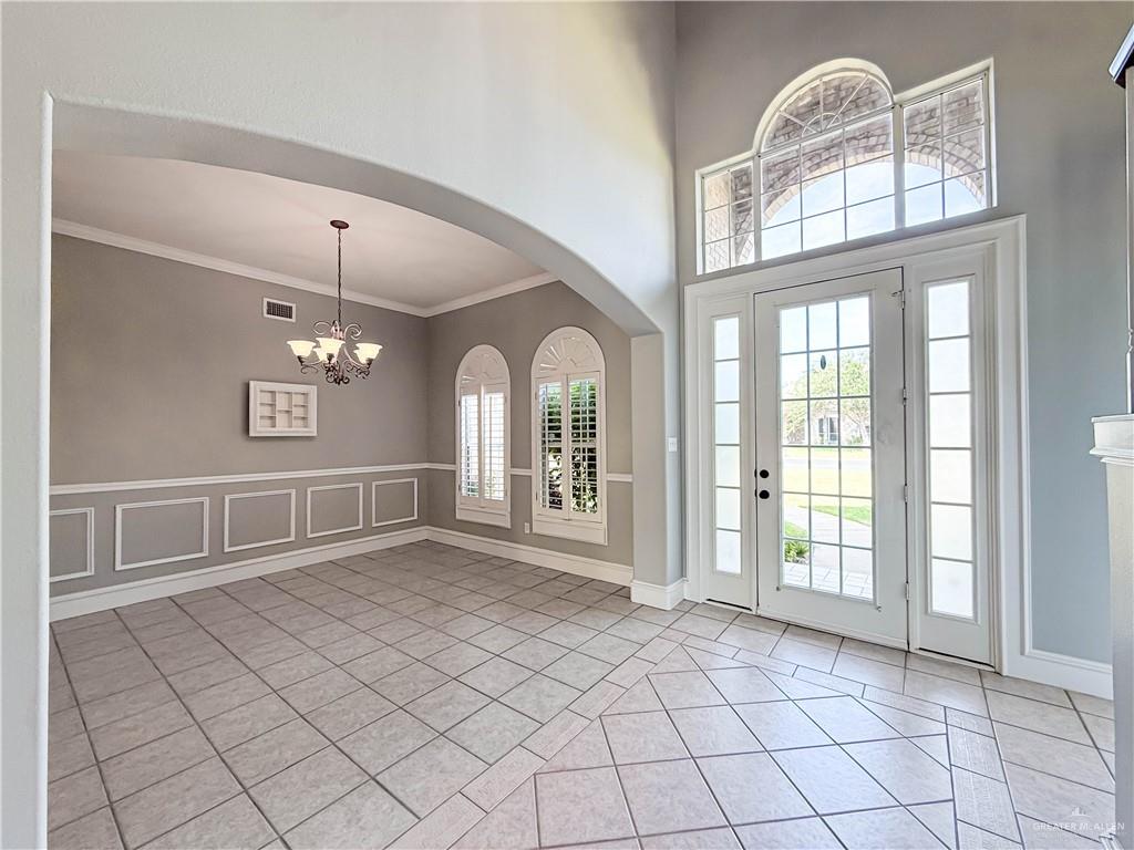 Photo 5 of 2722 Wildwood Drive
