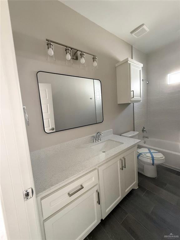 Photo 8 of 2608 Harrison Avenue #1