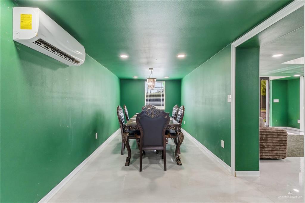 Photo 9 of 1215 Coyote Street