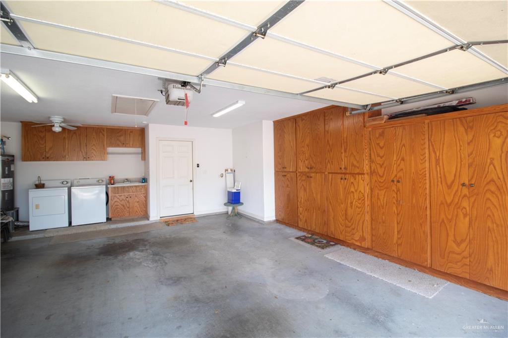 Photo 13 of 114 Saturn Street