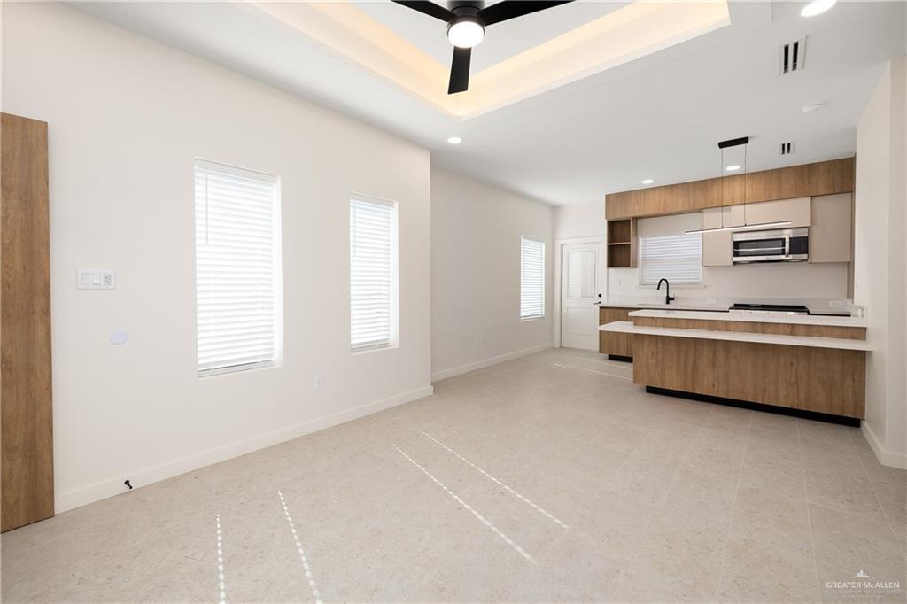 Photo 4 of 11413 25th Street