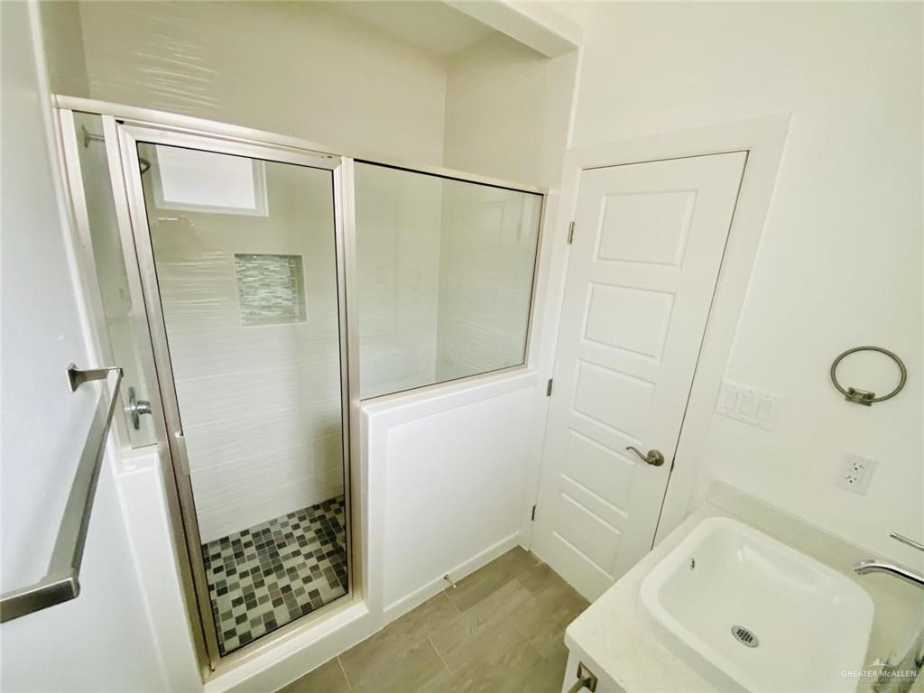 Photo 8 of 909 Carmel Avenue #2