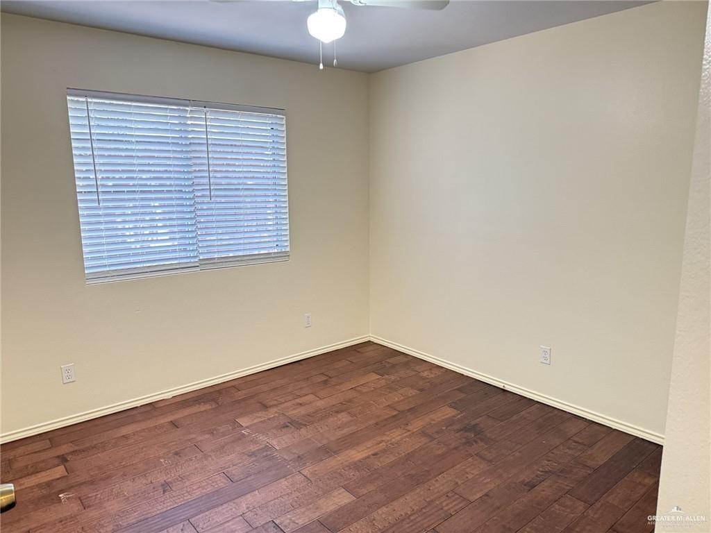 Photo 10 of 3206 San Mateo Parkway