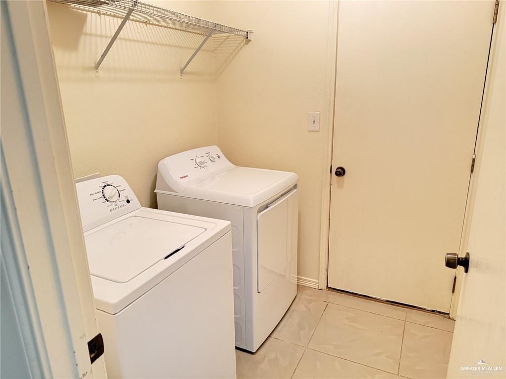 Photo 11 of 3206 San Mateo Parkway