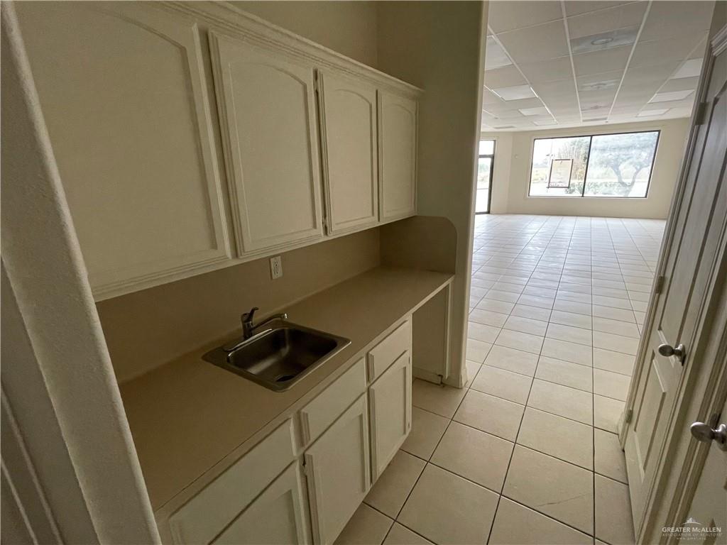 Photo 25 of 113 Pecan Boulevard #A