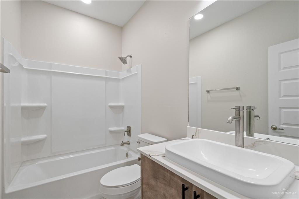 Photo 12 of 409 Onyx Avenue #1