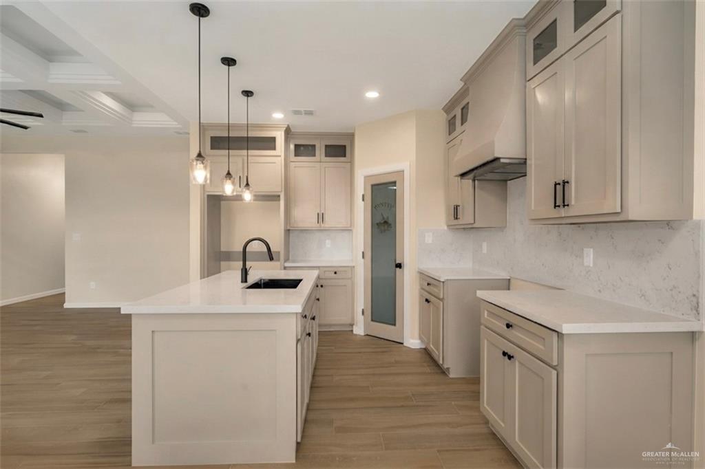 Photo 8 of 1105 Altuve Drive