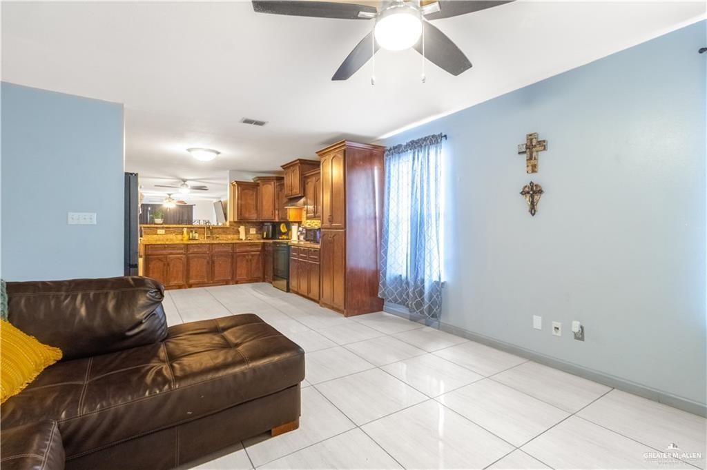 Photo 9 of 2216 Llano Grande Lane