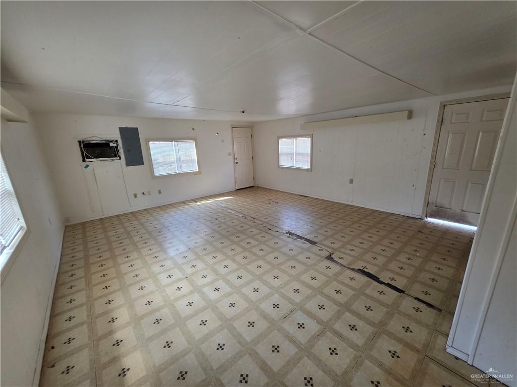 Photo 7 of 1321 Saint Marie Street