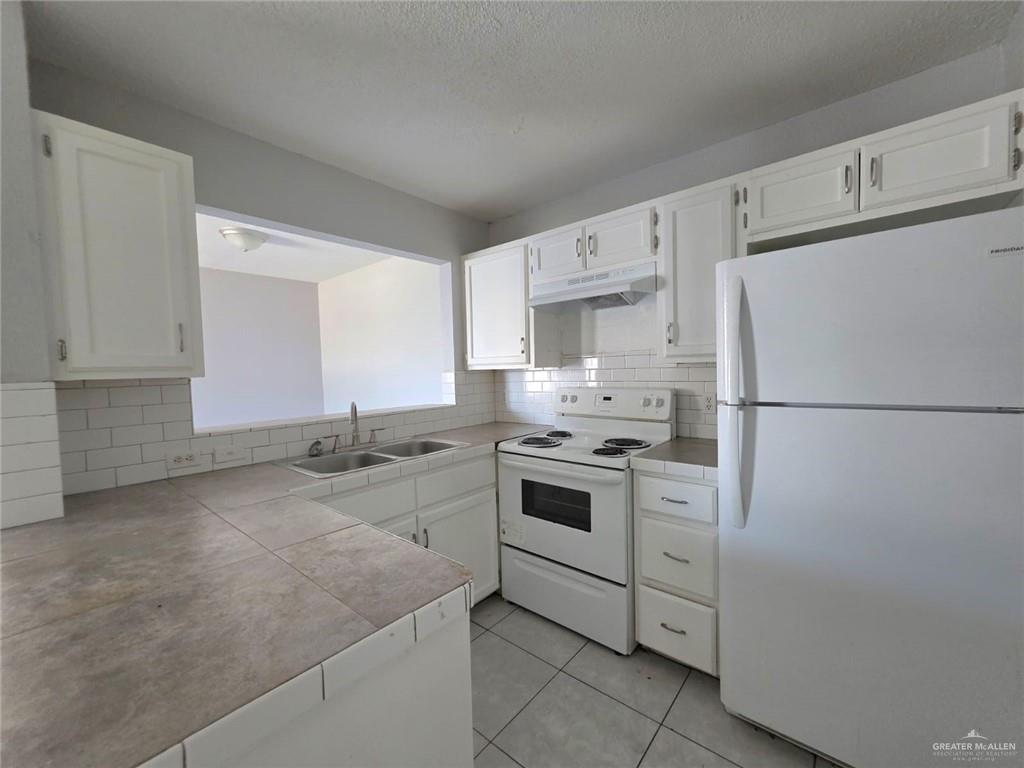 Photo 5 of 6220 11th Street #D