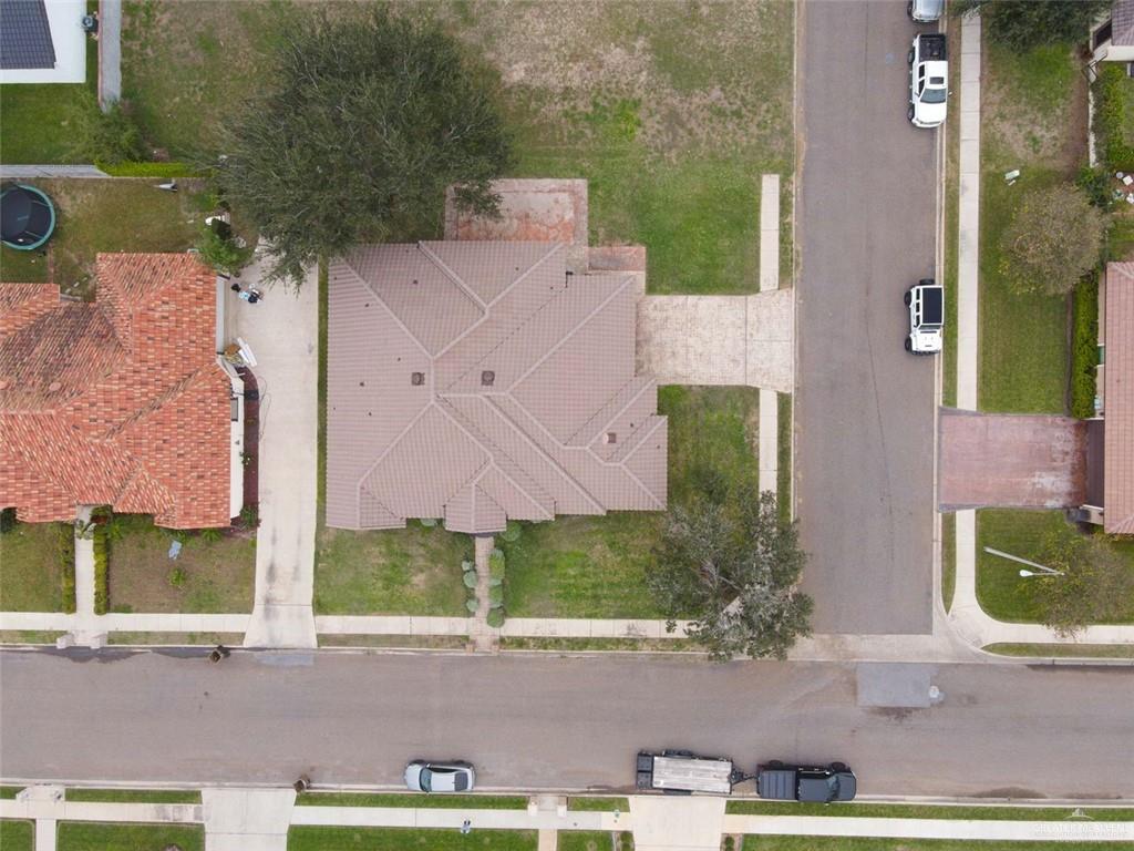 Photo 23 of 2405 Rhin Drive