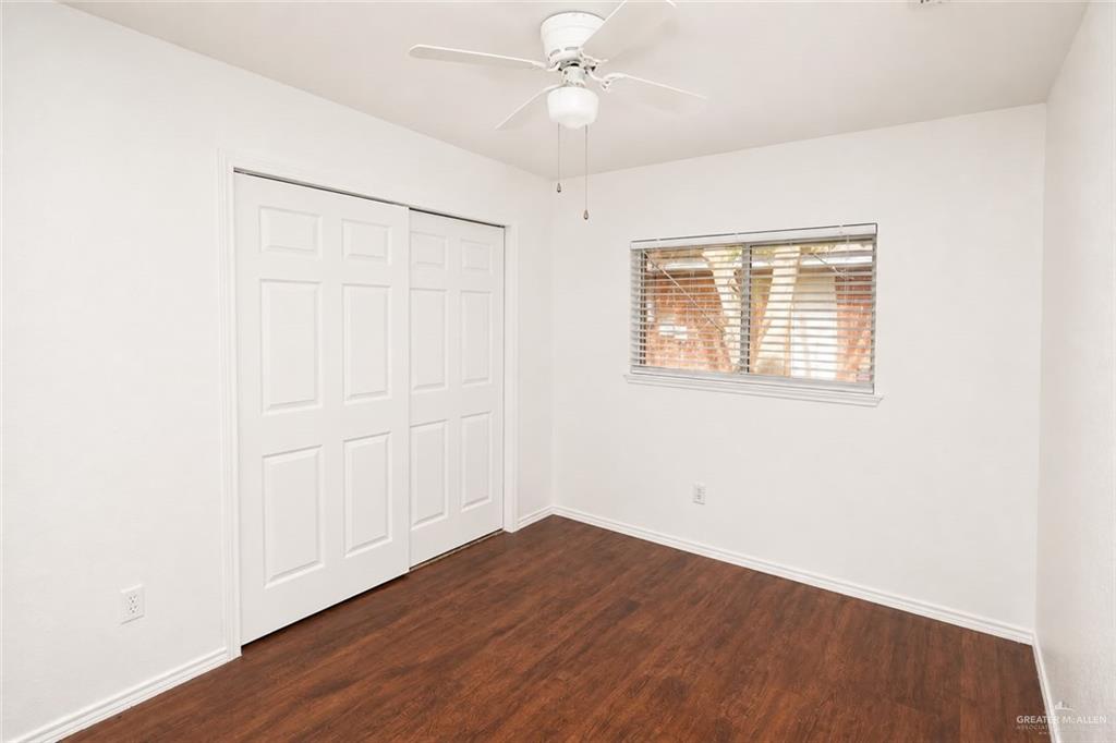 Photo 8 of 2302 Brock Street