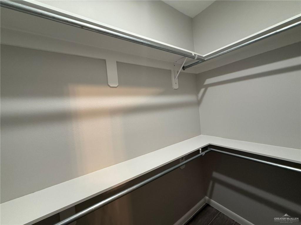 Photo 14 of 812 Dove Avenue #3
