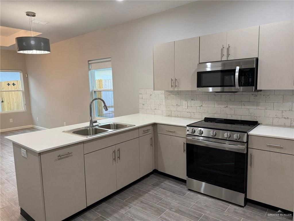 Photo 7 of 812 Dove Avenue #3