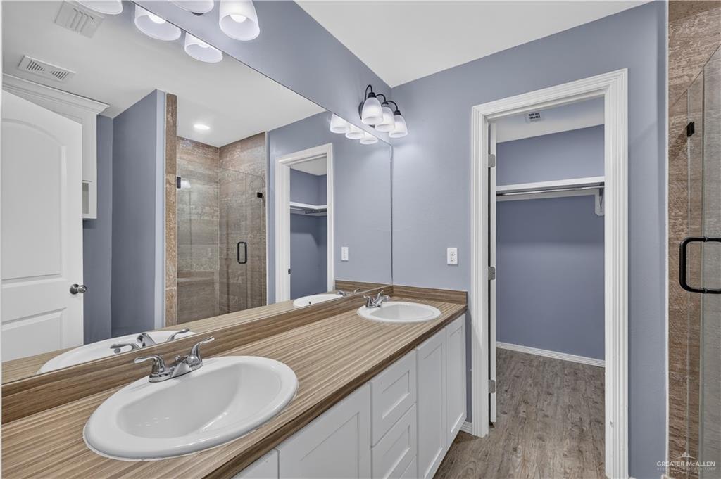 Photo 8 of 212 Alex Avenue #7