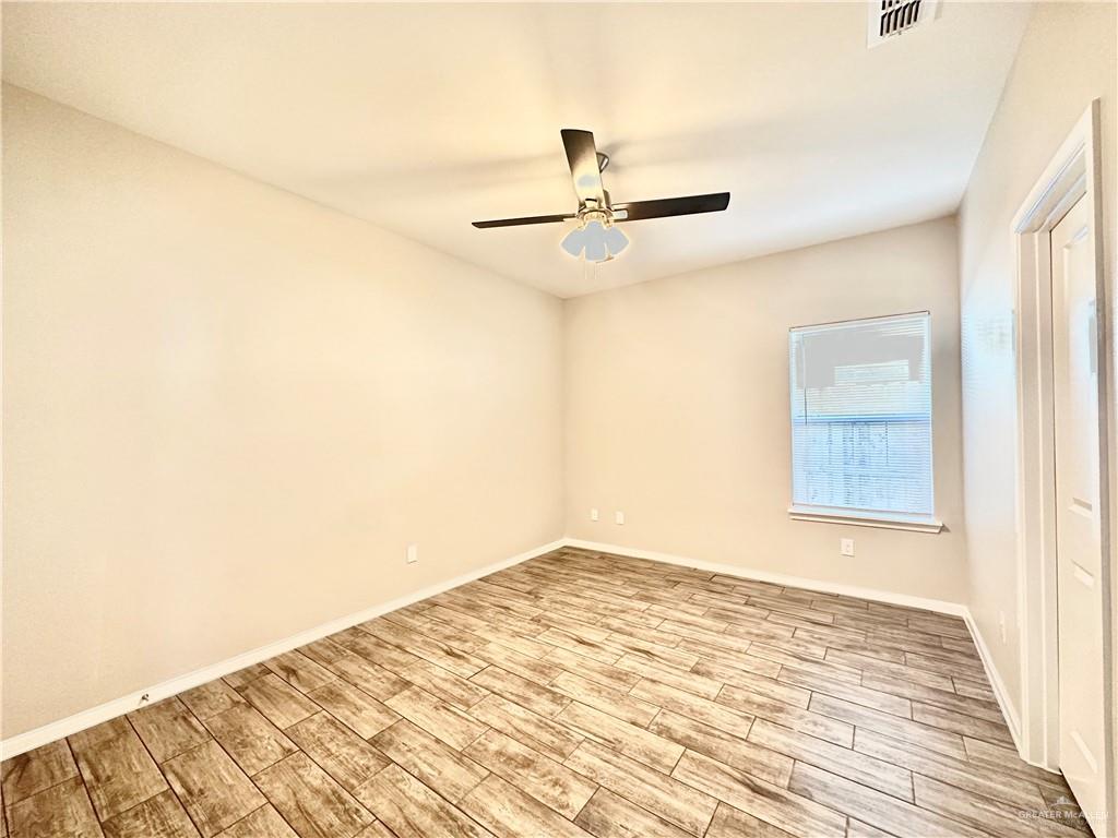 Photo 4 of 1303 Lore Drive