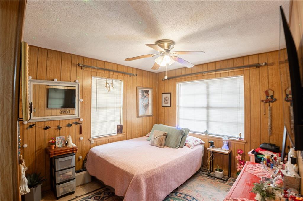 Photo 17 of 425 Reynolds Street