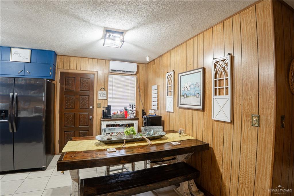 Photo 8 of 425 Reynolds Street