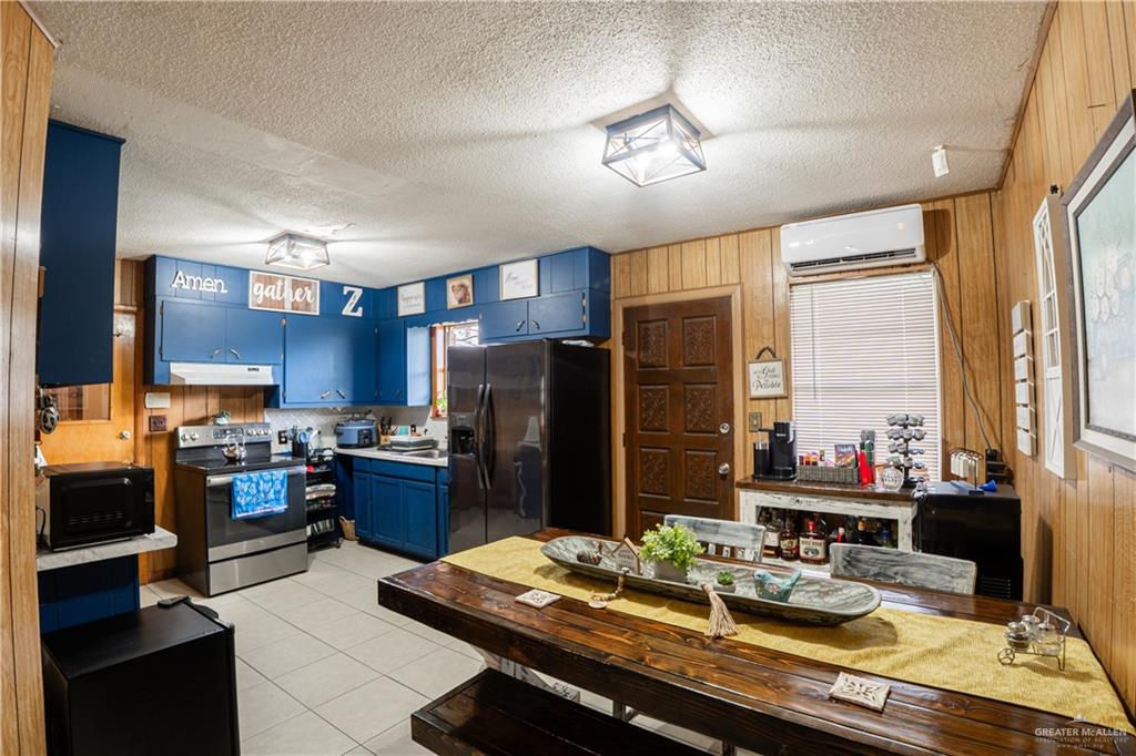 Photo 9 of 425 Reynolds Street