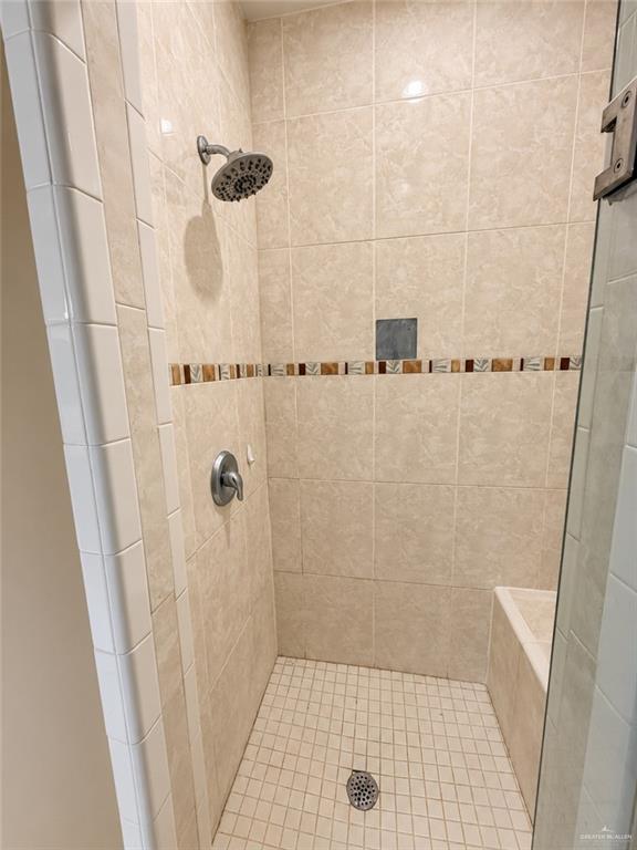 Photo 9 of 2602 San Roman Street