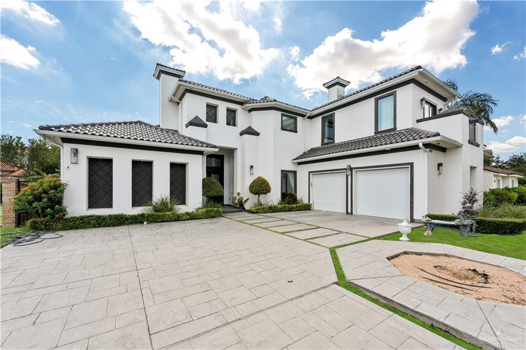 Photo 1 of 3907 El Jardin, Mission