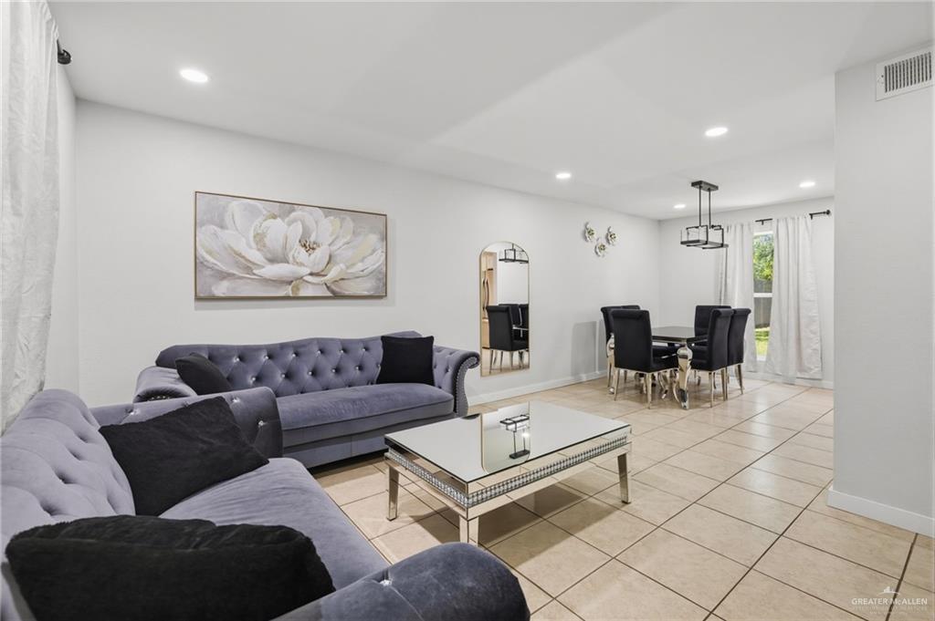 Photo 4 of 101 Camellia Avenue