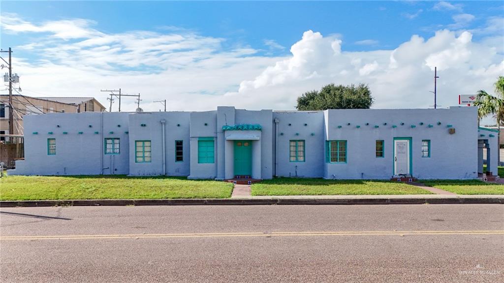 Photo 3 of 1122 Conway Avenue