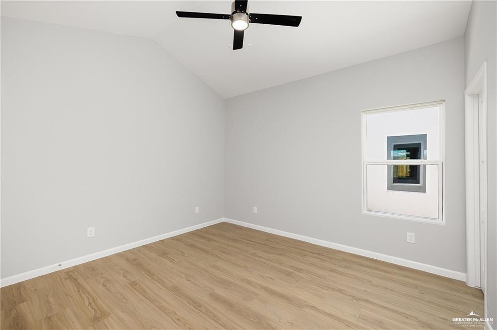 Photo 21 of 2700 Mockingbird Road #1