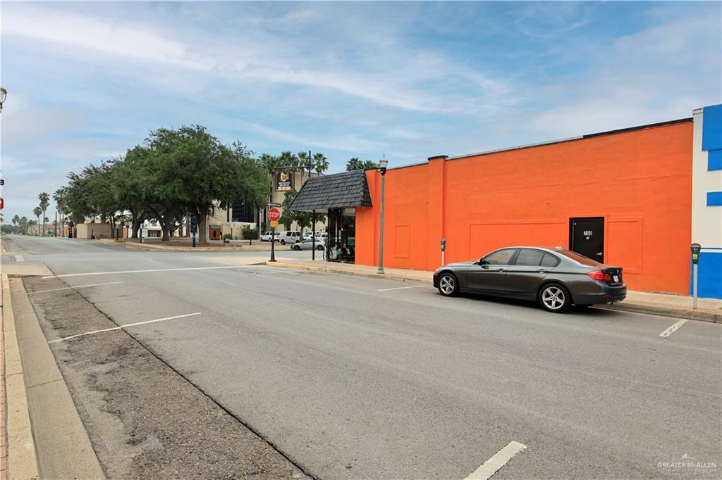 Photo 3 of 700 Main Street
