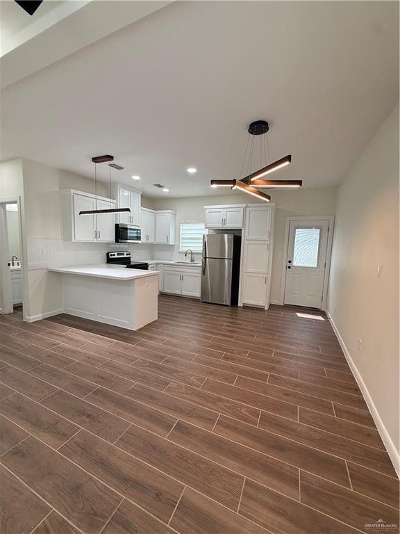 Photo 4 of 1301 Woodlands Trail #3