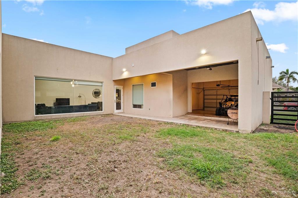 Photo 21 of 206 Mockingbird Avenue