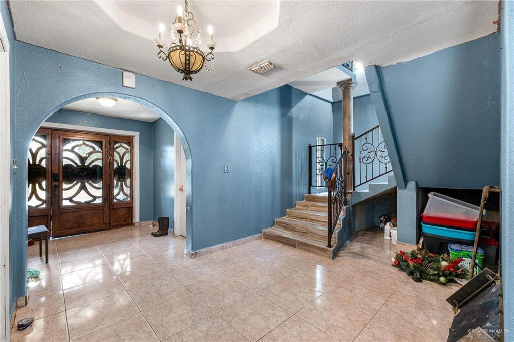 Photo 3 of 1324 San Vicente Norte