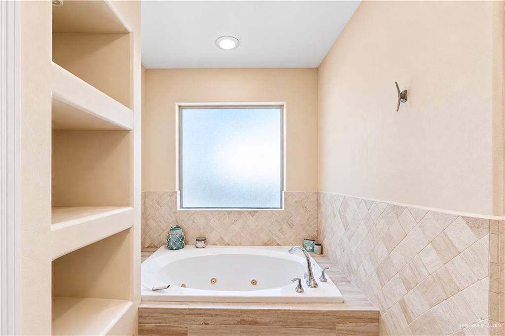 Photo 14 of 3600 42nd Street