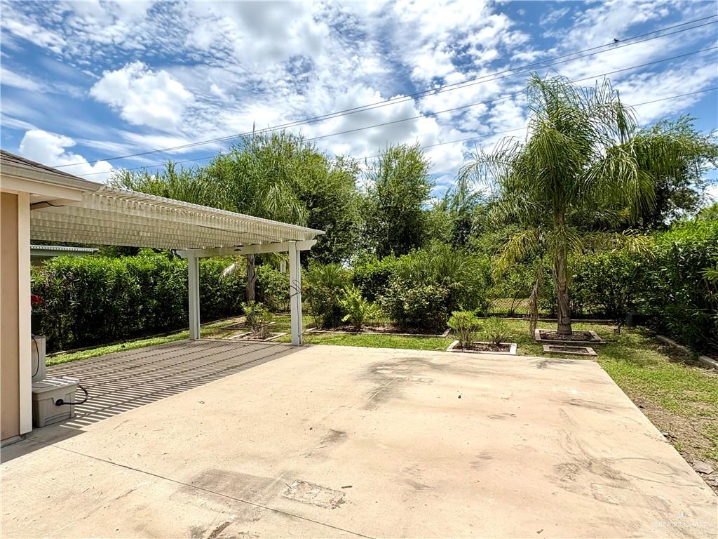 Photo 10 of 3801 Mallard Drive